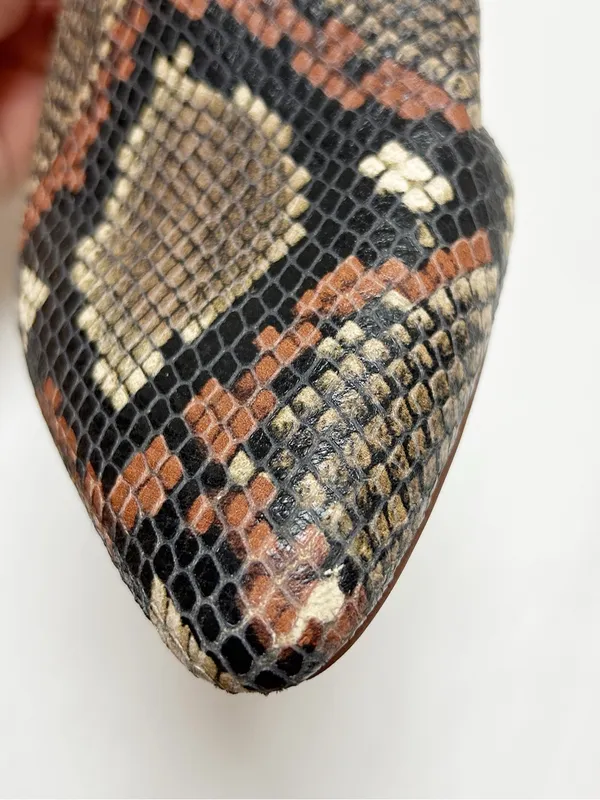 Madewell leather embossed snake print pointed toe slip on Remi mules Size 8 - Image 7