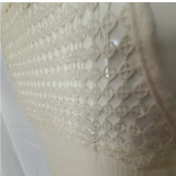 NWT Rebellion Sheer Ivory Cream Colored Lace eyelet Tank Top Women's Size‎ Small - Image 4