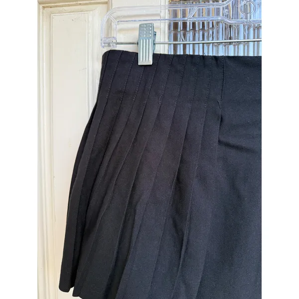 Garage‎ Black Pleated Mini Wrap Skort Side Tie Preppy Dark Academia Size XS - Image 2