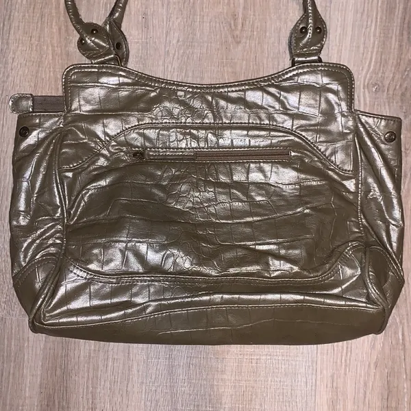 Gold Pewter metallic faux leather buckle handbag - Image 4
