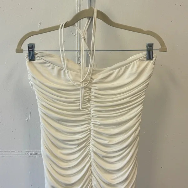 Lucy In The Sky White Ruched Halter Mini Dress Ruffle Hem Large Ivory Bodycon - Image 5