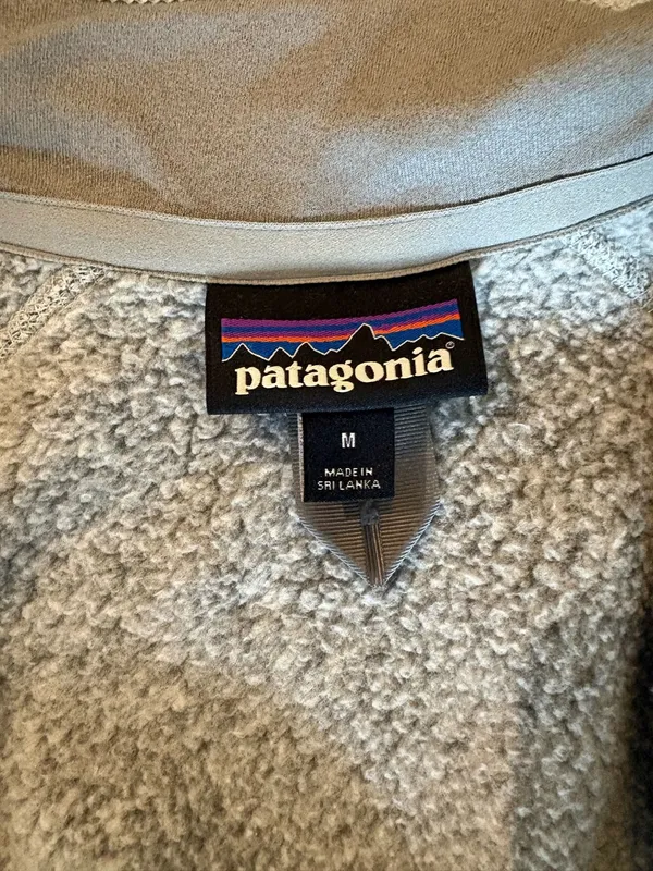Women’s Medium Patagonia Better Sweater - Image 2