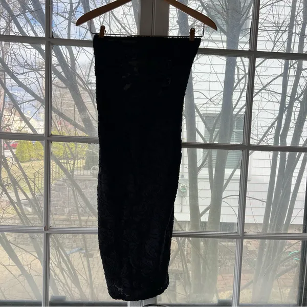 Body con black lace windsor dress - Image 2