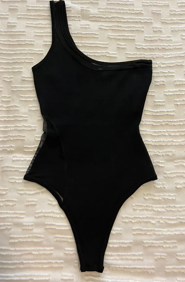 superdown Karen One Shoulder Bodysuit Black - Image 2