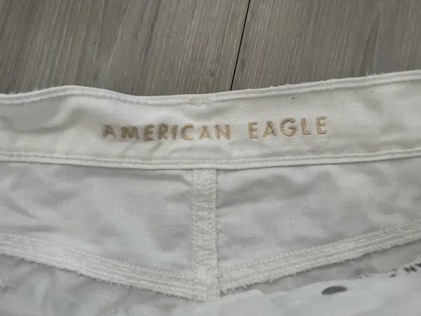 American Eagle Jeans - Image 8