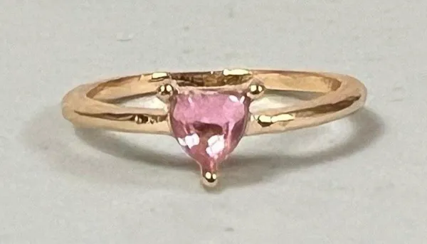 Gold Pink Heart-Shaped Gemstone Band Ring Jewelry Size 7 🩷✨ - Image 2