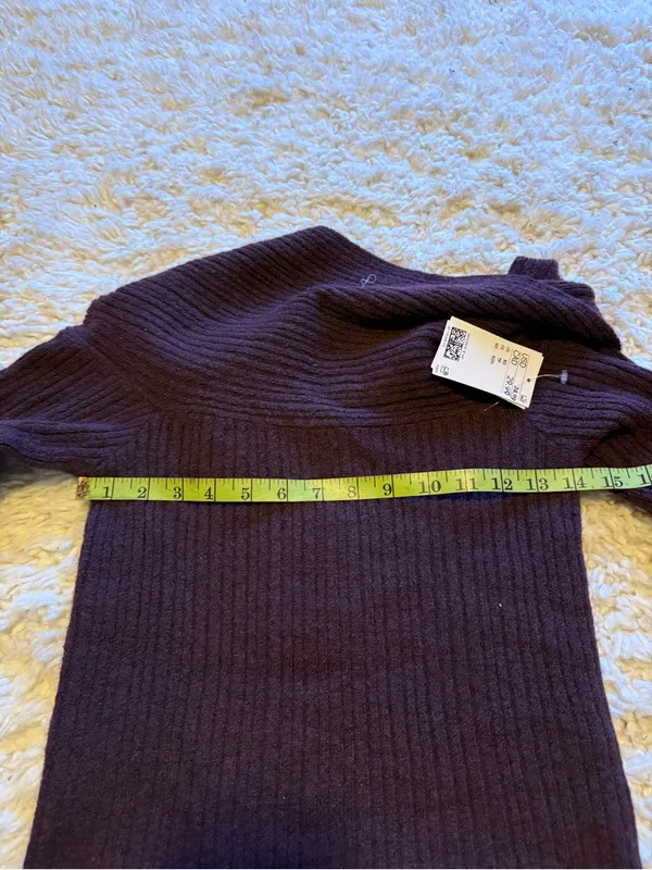 H&M Dark Purple Off-Shoulder Ribbed Women’s Sweater - Image 5