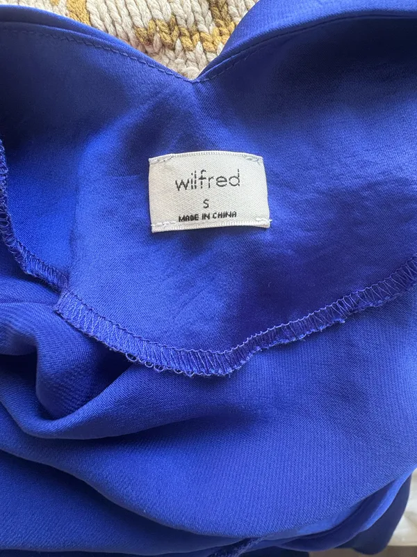 Wilfred Aritzia Dress - Image 4