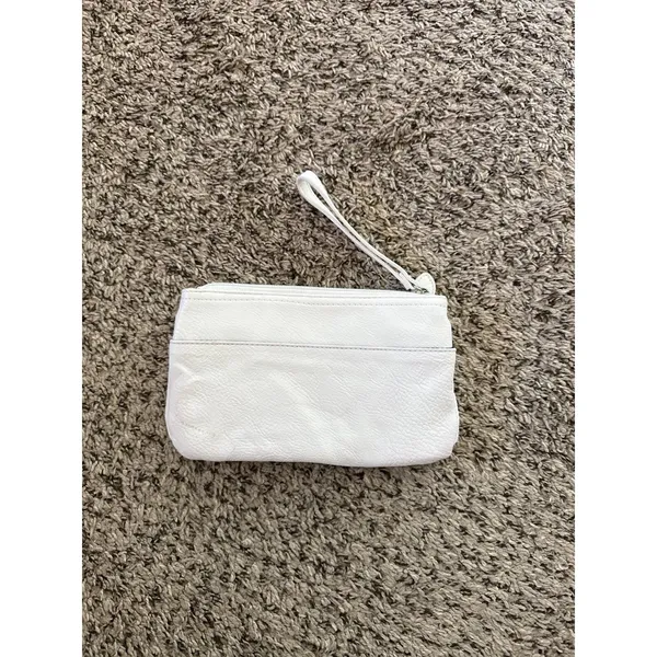 Elle Women's‎ White Clutch with Wristlet strap 10"x 6" - Image 4