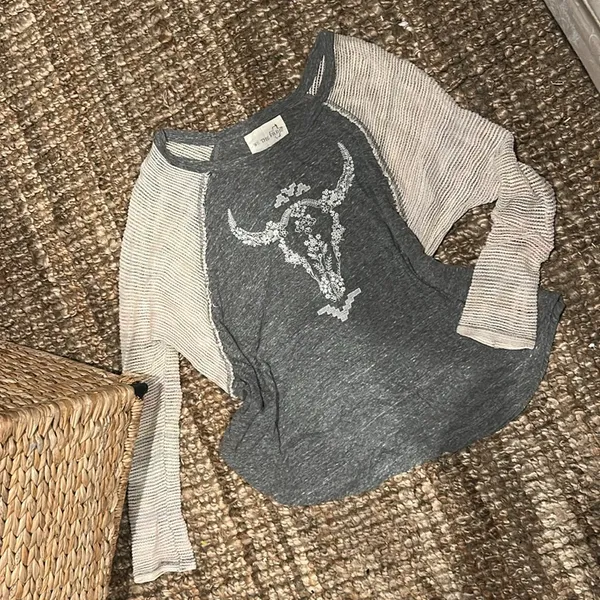 Free People We The Free Bull Skull Embroidered Raglan Long Knit Sleeve Gray Top Size Medium - Image 3