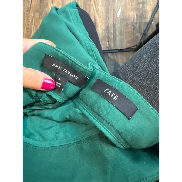 Ann Taylor the Kate green wide leg cropped pants - Image 5