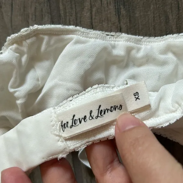For love and lemons white bikini top - Image 3