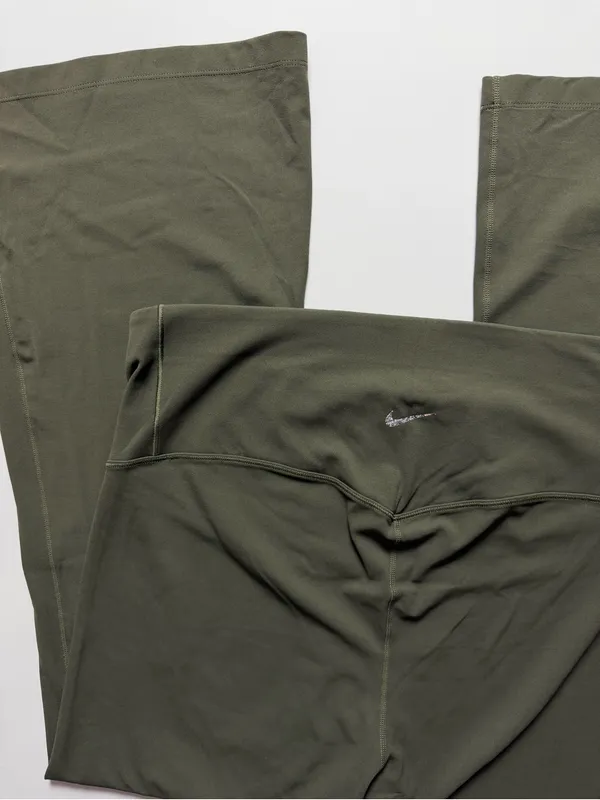 NWT Nike Yoga Dri-FIT Luxe Flared Pants, Green, Size 1X - Image 4