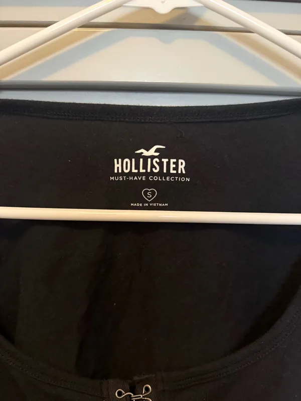 Hollister Crop Top  - Image 3