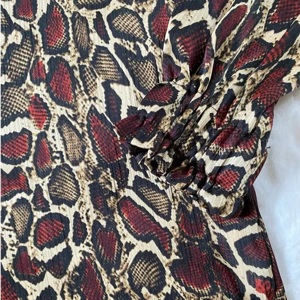 ZARA WMN'S Animal Print‎ Shirt Flowy V-neck Top Blouse S NWOT - Image 14