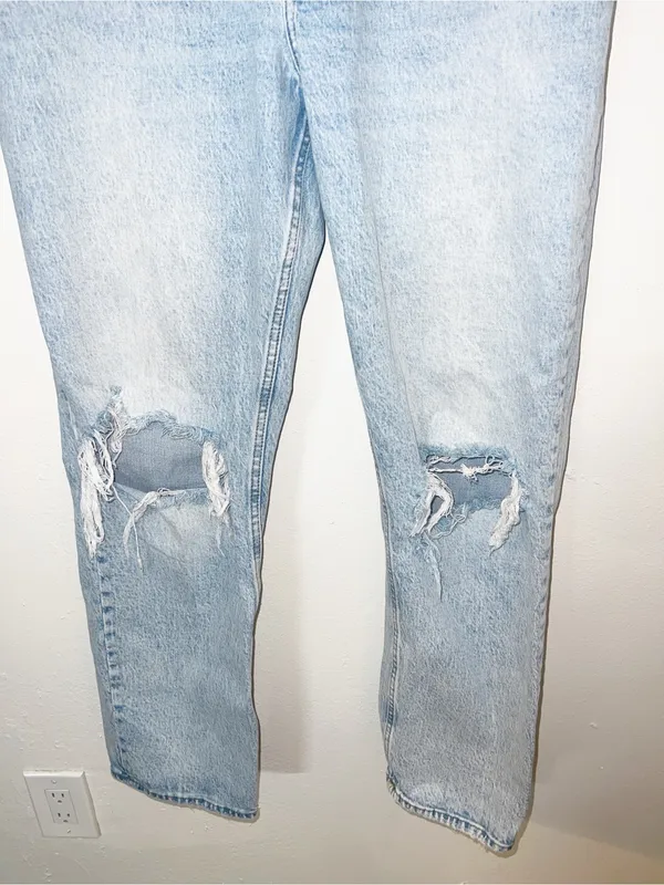 Abercrombie & Fitch The Dad Curve Love Distressed Light Blue High Rise Jeans - Image 3