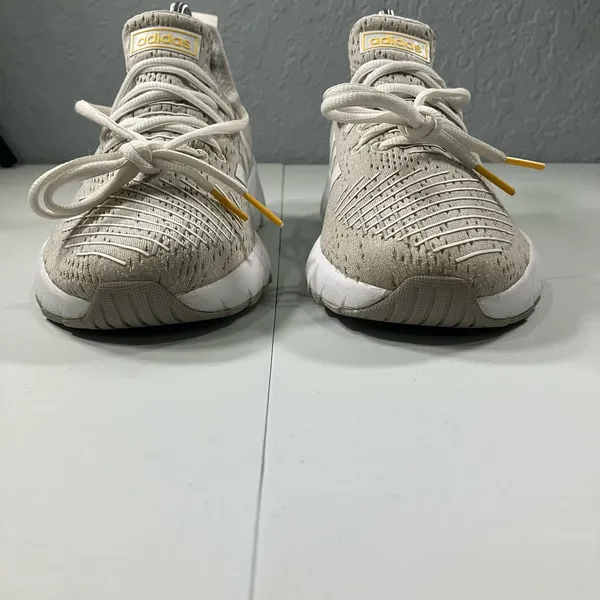 Adidas Asweego women's Grey White Knit Sneakers Size 6.5 - Image 2