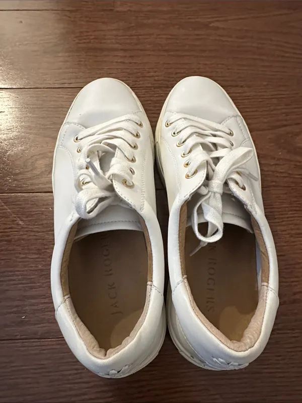 Jack Rogers White Leather Sneakers with Gold Eyelets - Image 3