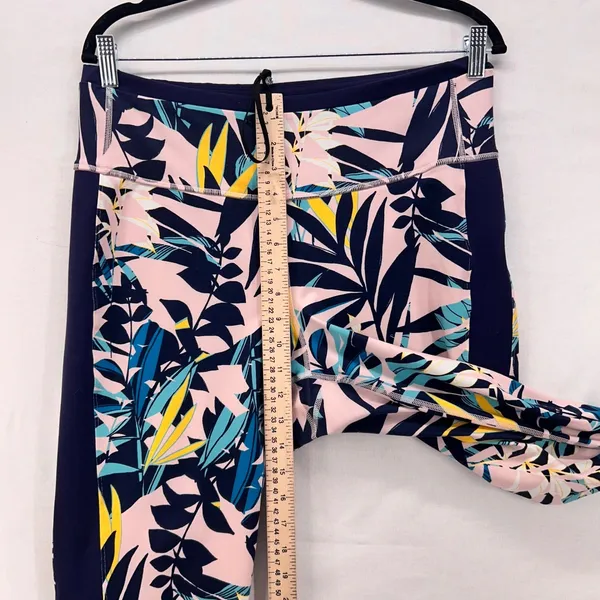 Old Navy Legging‎ Size XL Capri Floral Workout Performance Gym Yoga Performance - Image 13