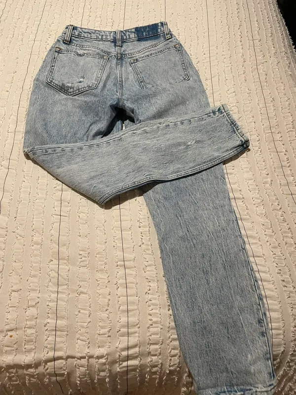 Abercrombie Ankle Jeans - Image 6