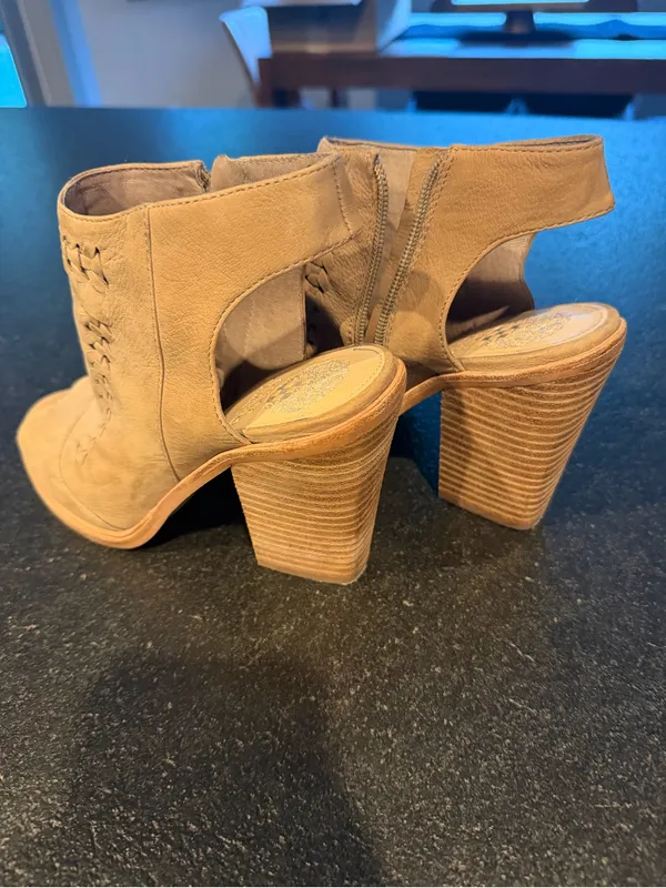 Vince Camuto Katri Woven Booties! Women’s 8! Perfect condition! - Image 9
