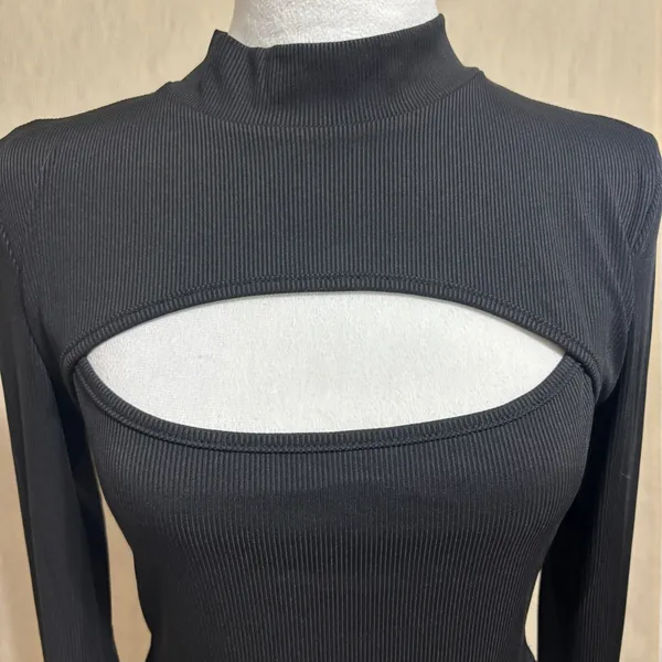 SheIn Ribbed Mock Neck Cutout Crop Top Bodycon Edgy Clubbing Night Out Y2K Sz 8/10 - Image 3