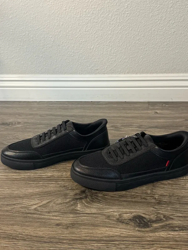 MUNY by Marc Joseph Black Leather Mesh Slip-On Sneakers Size 7.5 - Image 4