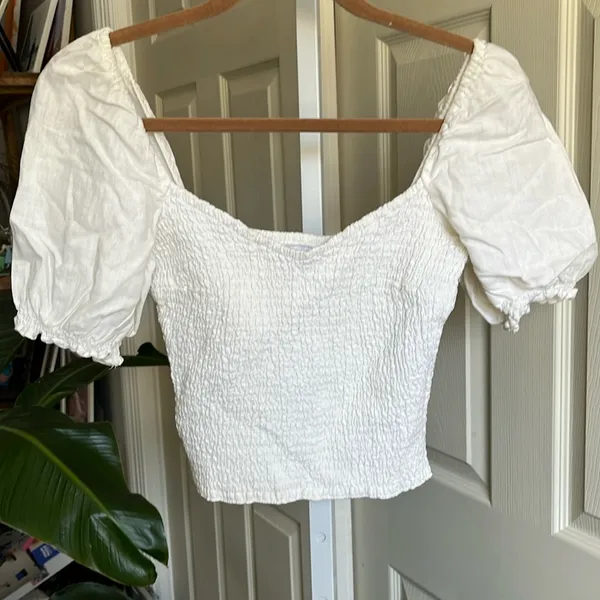 Abercrombie & Fitch Smocked Puff Sleeve Crop Top Size S White Sweetheart - Image 3