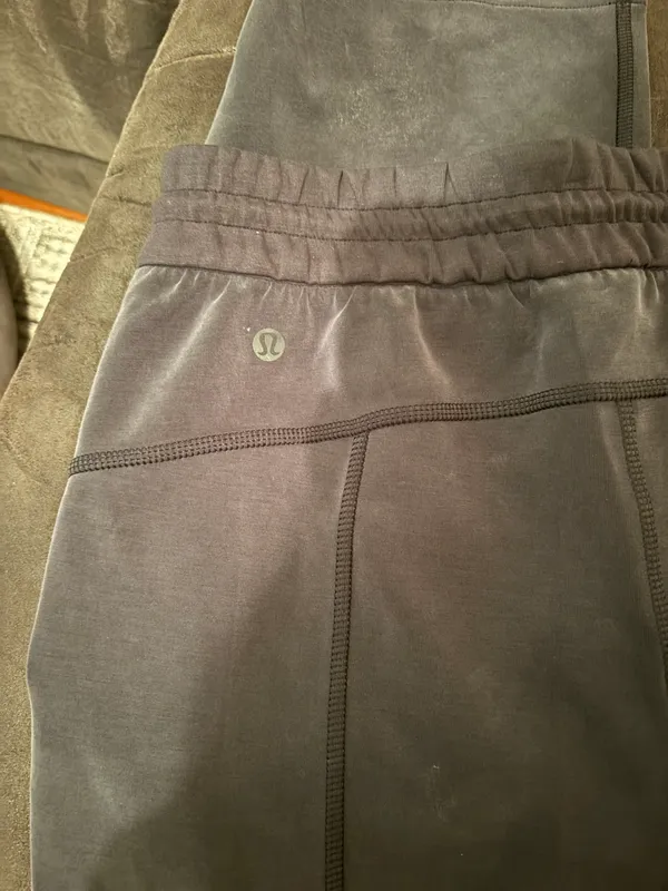 Lululemon Wide-Leg Sweatpants - Image 4