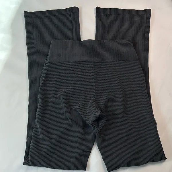 Lululemon Ribbed Softstreme Dark Gray Zip-Leg High-Rise Pants Women's Size 4 - Image 2