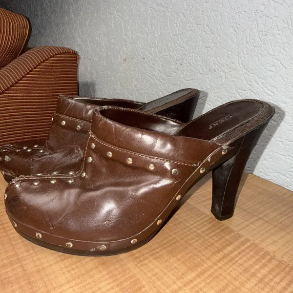 Vintage‎ Y2K Fioni Brown Boho Studded Mule Festival Faux Leather Heels 8.5 - Image 3