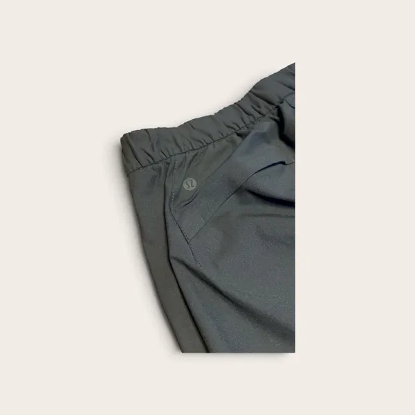 Lululemon Warpstreme High-Rise 7/8 Jogger Black Size 29 - Image 8
