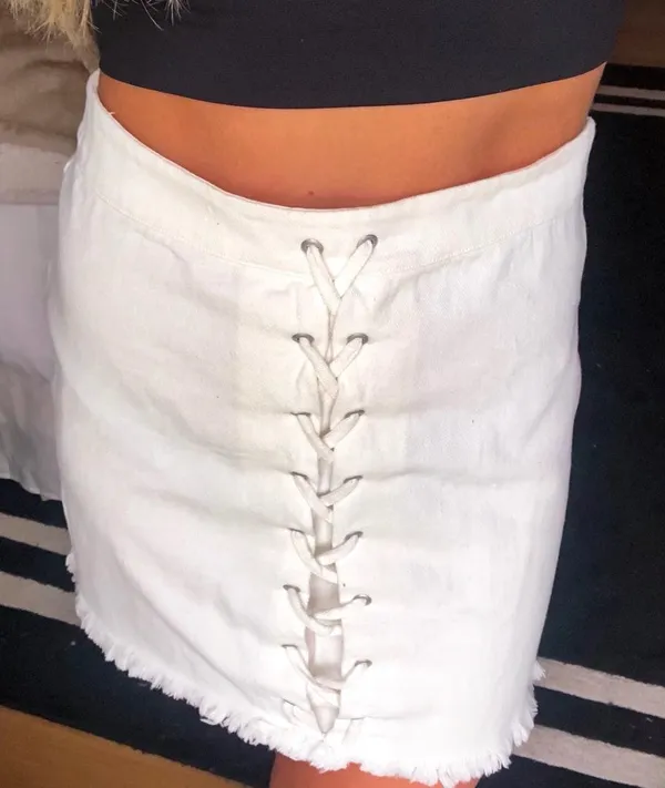 These Three Boutique White Denim Skirt - Image 3