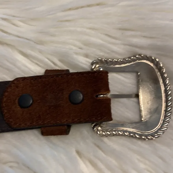 Leather Belt brown color so beautiful with silver buckle excellent condition 45” - Image 10