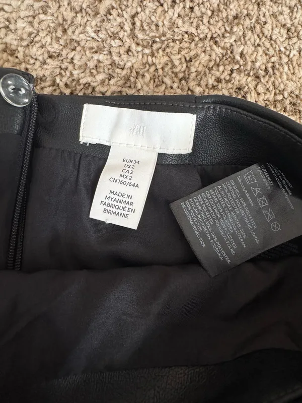 H&M Skirt - Image 3