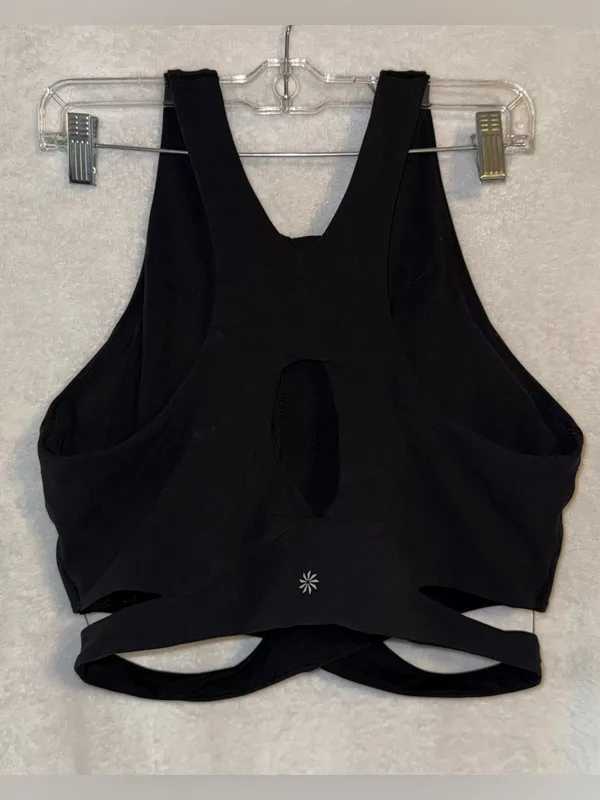 Athleta women’s size xl black Conscious Cut Out Crop sports bra - Image 6