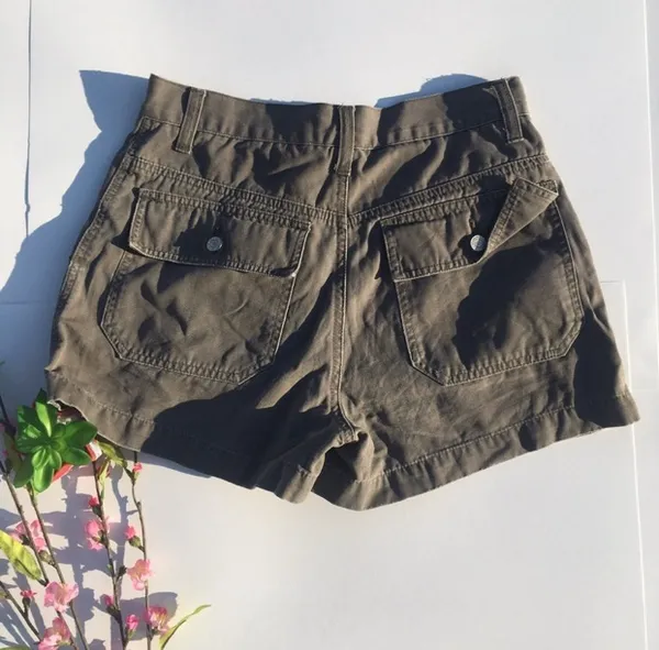 American Eagle Women's high waisted Shorts size 4 - Image 6
