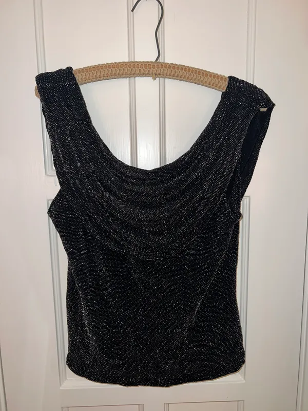 vintage sparkly black top Size M - Image 4