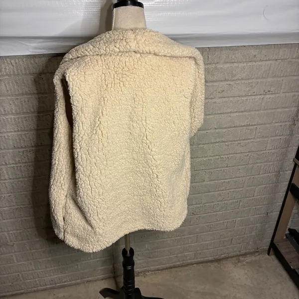 New BB Dakota Steve Madden Oatmeal Sherpa Fleece Vest Women's Size‎ M Cozy Warm - Image 3