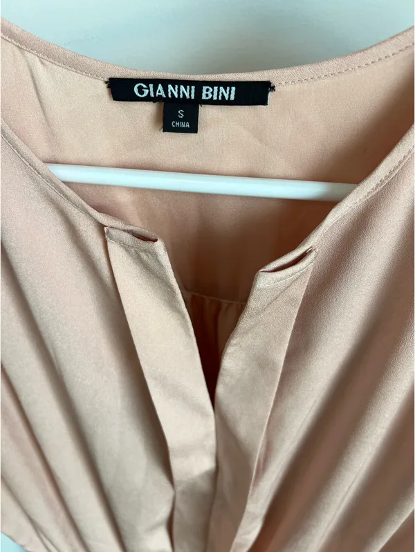 Gianni Bini Dress. Rose pink. Size small. - Image 3