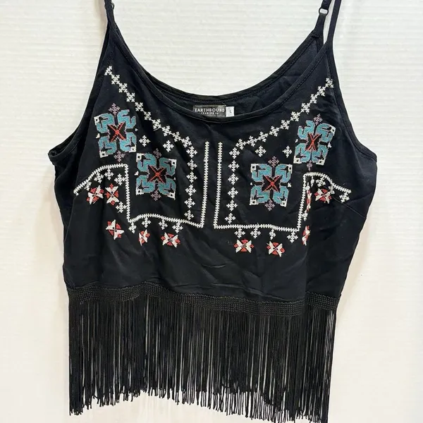 Earthbound Trading Co. Boho-Style Embroidered Fringe Tank Top Large Cropped - Image 2