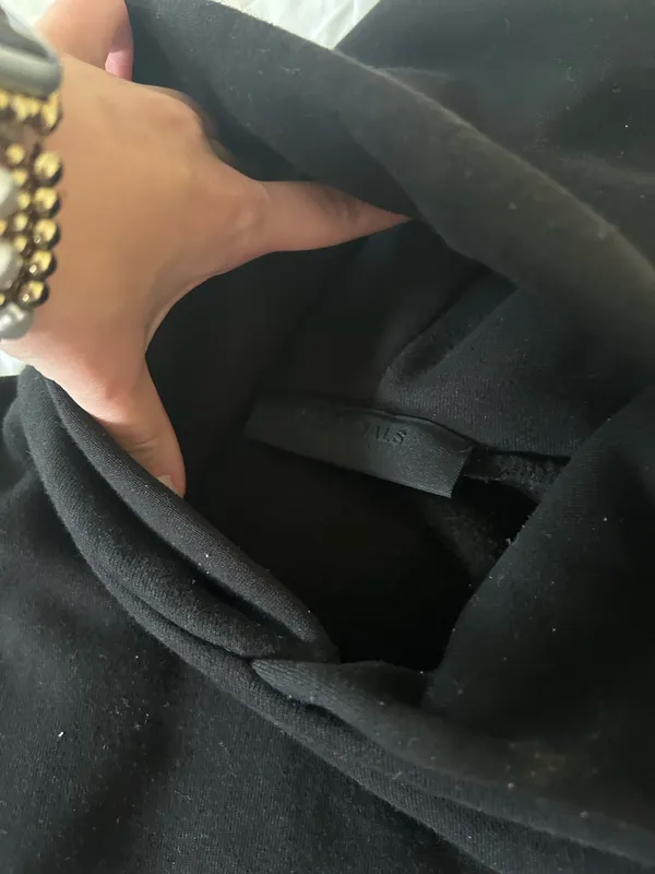 Essential hoodie black - Image 5