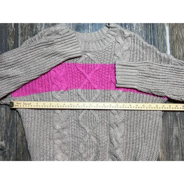 American Eagle Cable Knit Sweater‎ Tan Pink Stripe Medium Cozy Fisherman Baggy - Image 6