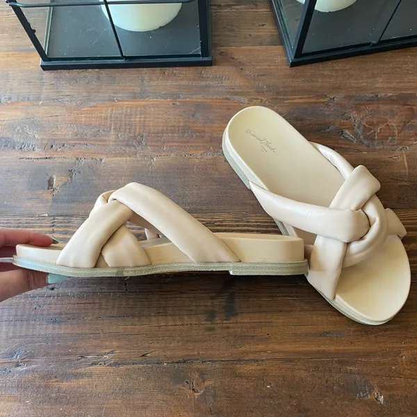 Universal Thread Braided Slide Sandals in Tan - Image 5