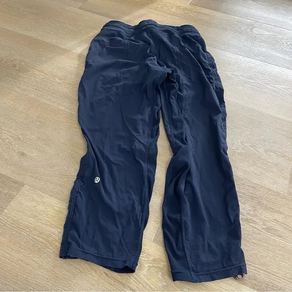 Lululemon Dance Studio Crop *25" - Image 3
