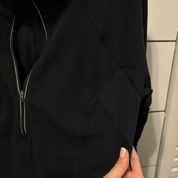 Lululemon Black Half Zip Pullover - Image 7
