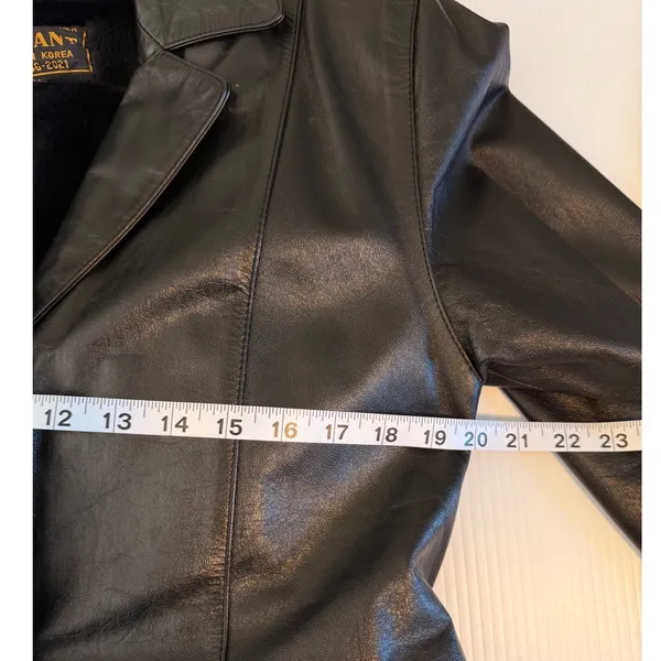 GIANT Black Leather Jacket Belted Collar Button Front Size‎ M Size M - Image 5