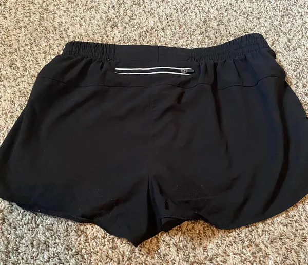 ASICS black shorts - Image 3