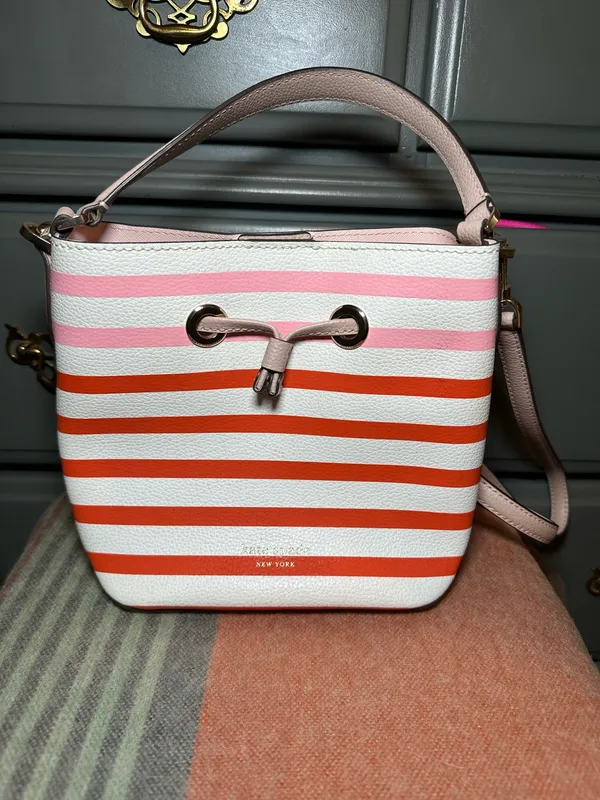 Kate spade New York Eva stripe small bucket bag - Image 3