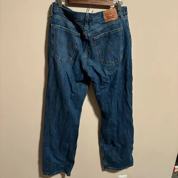 Levi’s Low Pro Women’s Jeans Breathe Out Medium Wash- Size 31 - Image 9